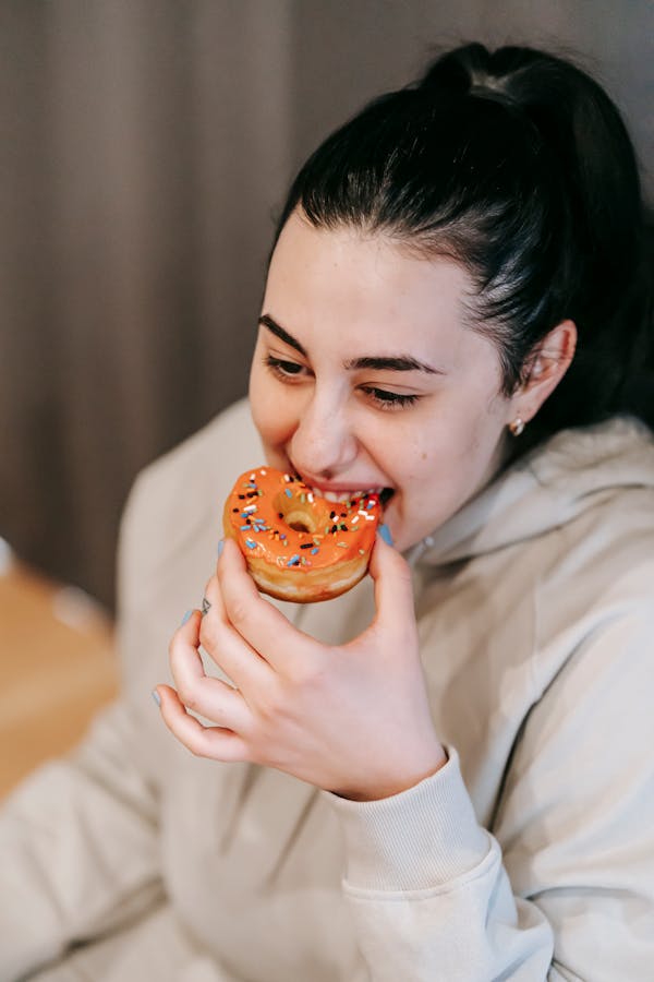 eat-sugary-food