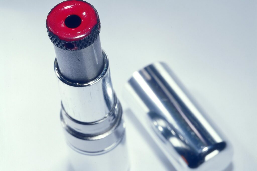 lipstic-gun