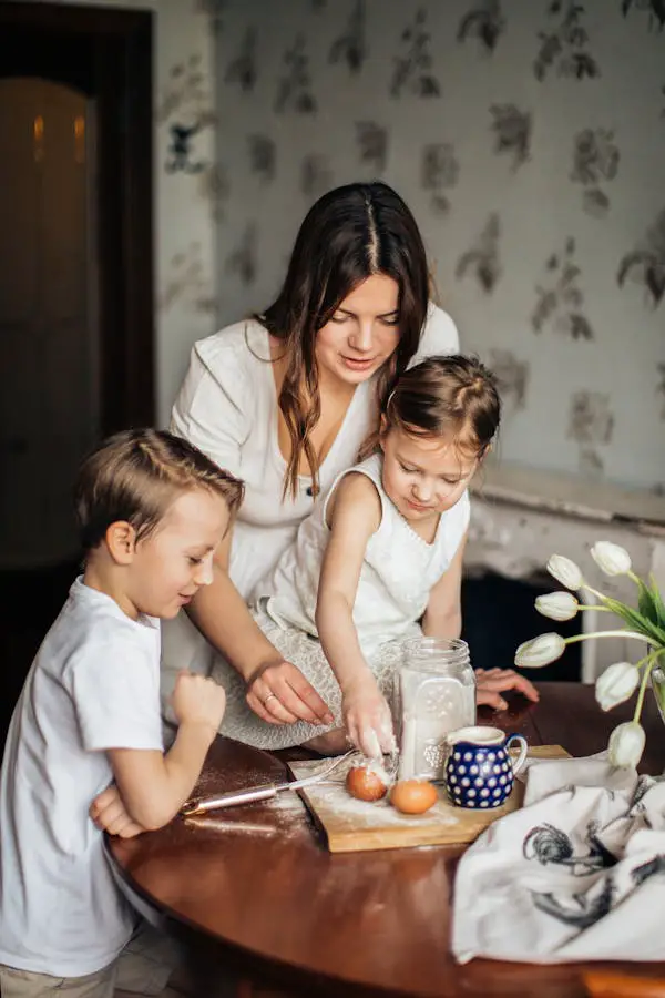 montessori-vs-traditional-parenting