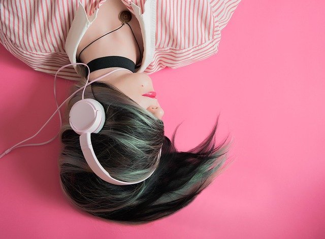 listening-music