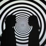 illusion-vs-hallucination