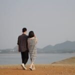 woman-attracted-to-older-man