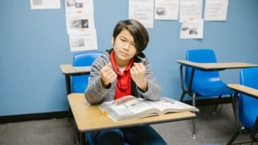 aggressive behavior in autistic child