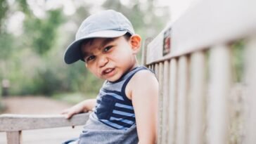 how to deal with child tantrum